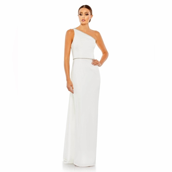 Mac Duggal Dresses & Skirts - MacDuggal 49564 white size 6 NWT brand new never worn never altered before